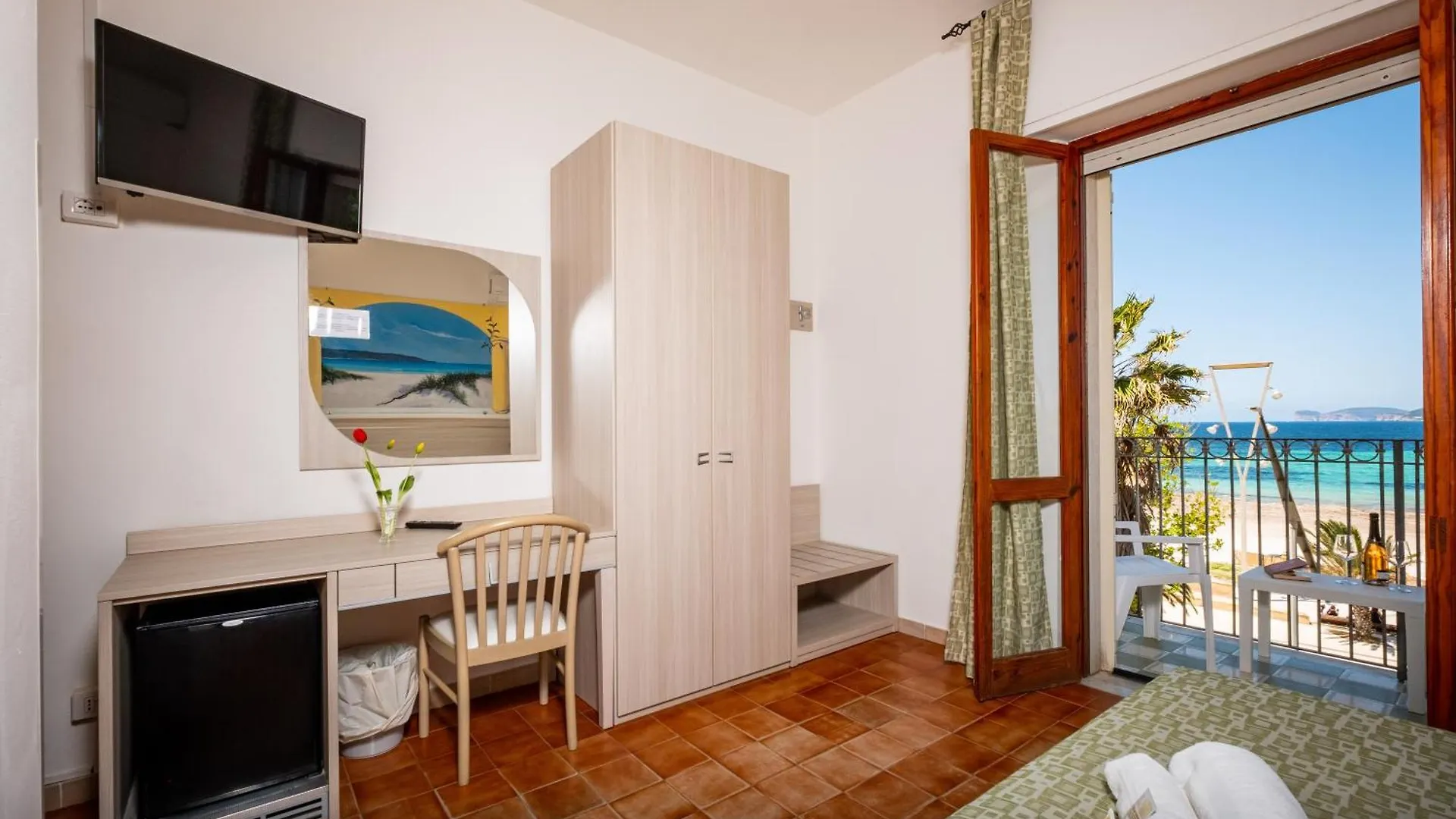 ***  Hotel Il Gabbiano Alghero Italy