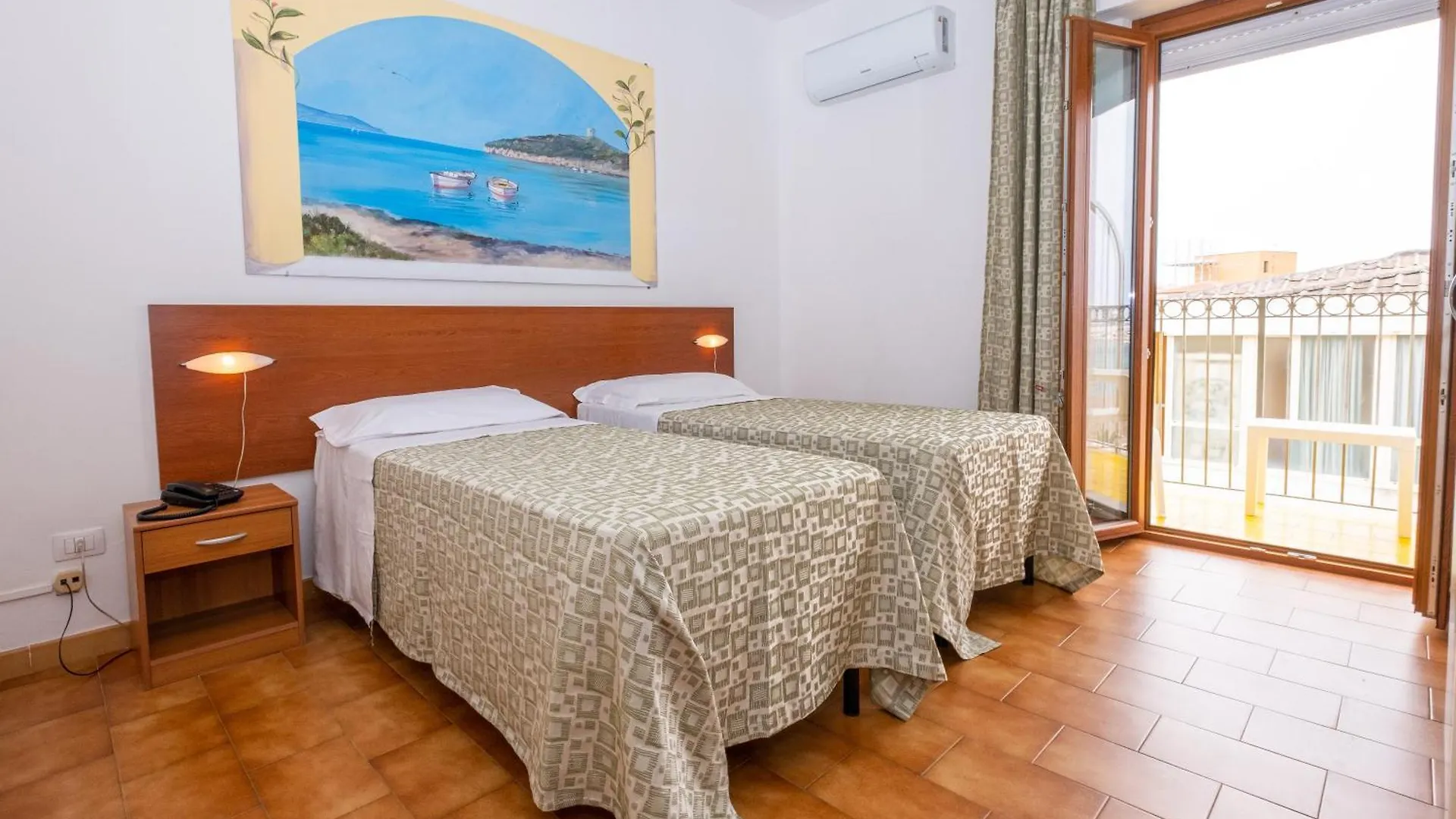 Hotel Il Gabbiano Alghero Italy
