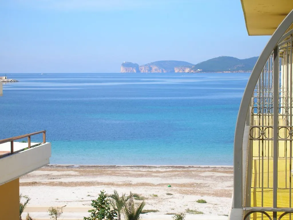 Hotel Il Gabbiano Alghero 3*,