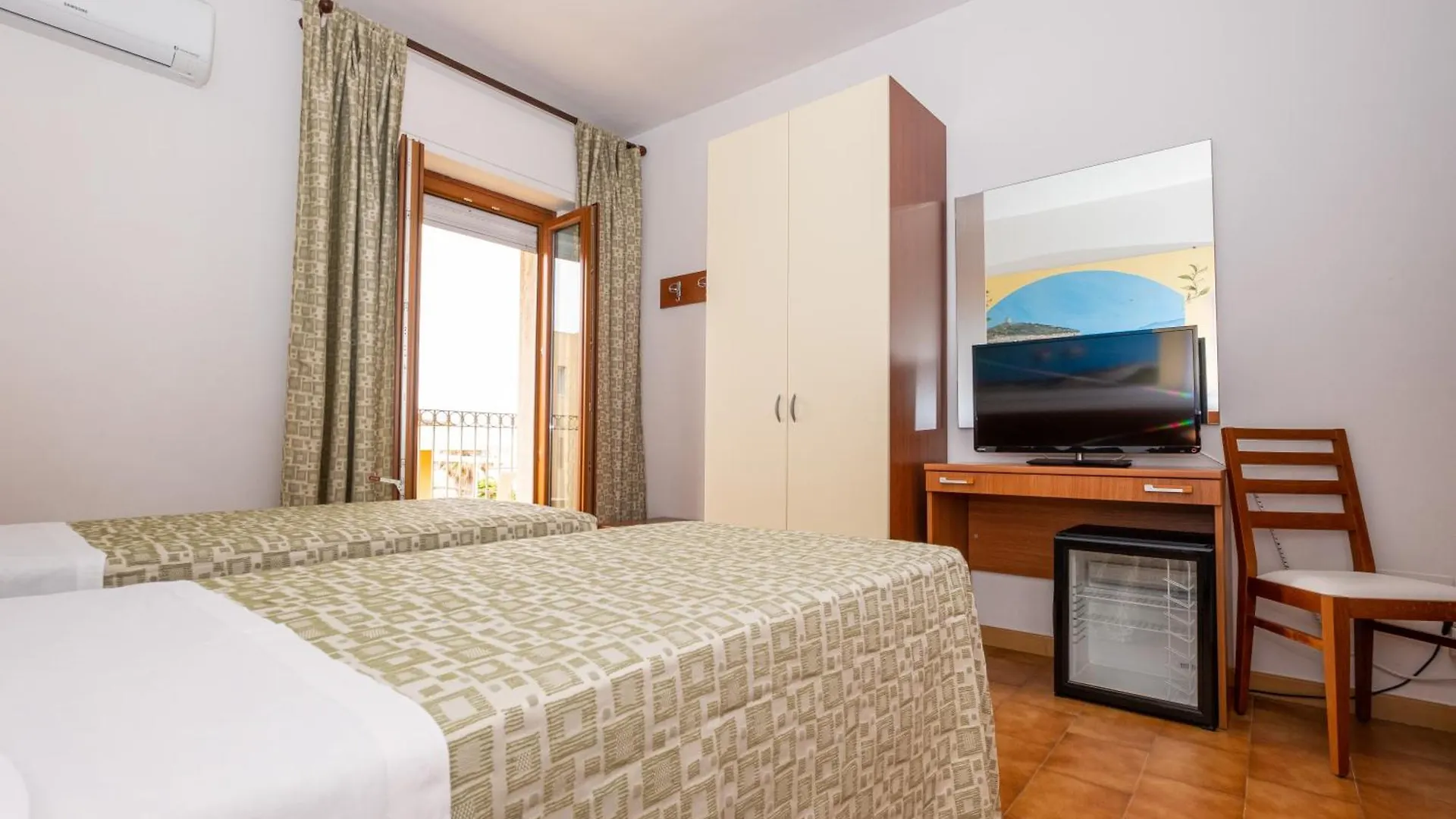 Hotel Il Gabbiano Alghero Italië